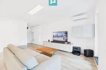 Apartament modern în complexul ISHO, Timișoara anunturi imobiliare Timis