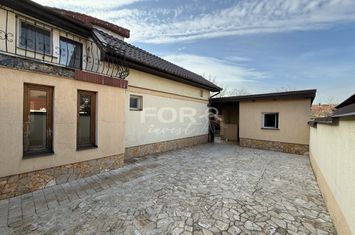 Casa 6 camere si 428mp teren de vanzare zona Iosia anunturi imobiliare Bihor