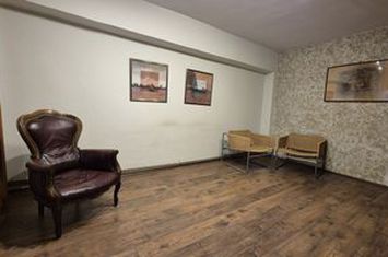 Apartament 3 camere de vanzare TARGU-JIU - Gorj anunturi imobiliare Gorj