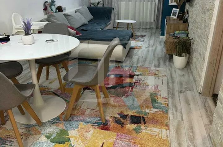 Apartament 3 camere de vanzare CLUJ-NAPOCA - Cluj anunturi imobiliare Cluj