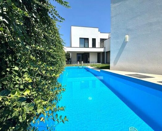 Vilă 5 cam Iancu Nicolae, 250 mp, P+1