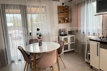 Vilă - 4 camere de vanzare SUCEAVA - Suceava anunturi imobiliare Suceava