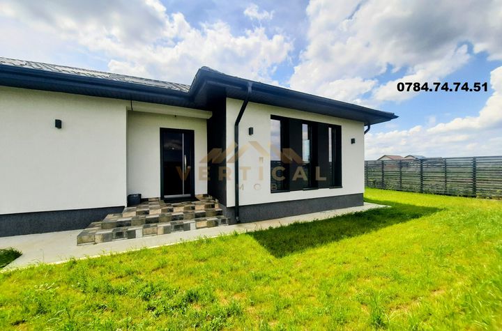 Casă - 3 camere de vanzare COMUNA BERCENI - Bucuresti anunturi imobiliare Bucuresti