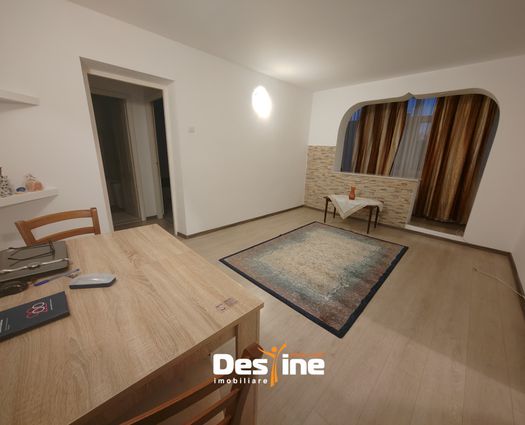 Apartament 3 camere Primaverii, 53 mp