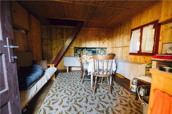 Casă - 1 camere de vanzare EST - Harghita anunturi imobiliare Harghita