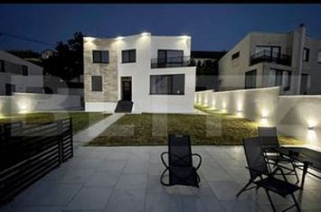 Vilă - 4 camere de vanzare FLORESTI - Cluj anunturi imobiliare Cluj