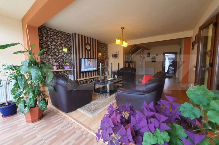 Vilă - 6 camere de vanzare BISTRITA - Bistrita-Nasaud anunturi imobiliare Bistrita-Nasaud