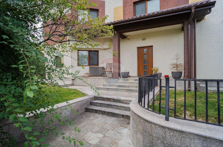 Casa de vanzare, moderna in Hlincea anunturi imobiliare Iasi