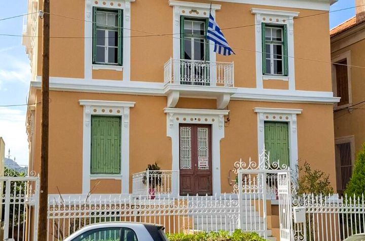 Clădire arhitecturală 691 mp în Kioski, Mytilene anunturi imobiliare Grecia