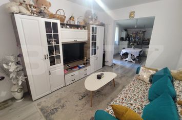 Apartament 3 camere de vanzare VALEA ADANCA - Iasi anunturi imobiliare Iasi