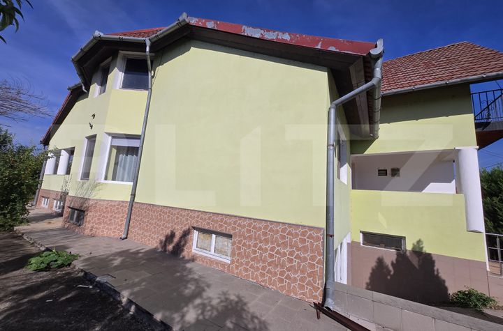 Vilă - 3 camere de vanzare SEBES - Alba anunturi imobiliare Alba