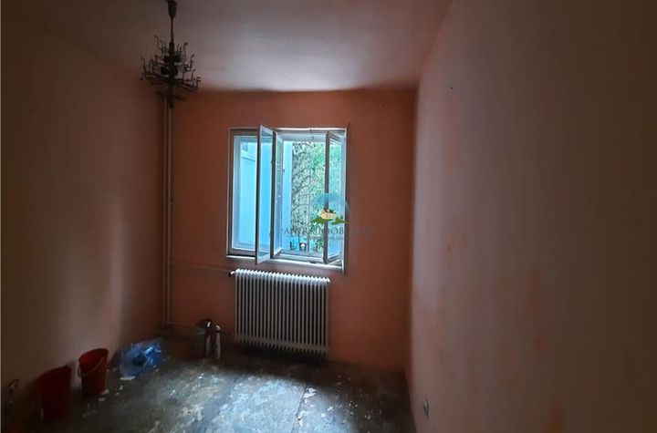 Apartament 2 camere de vanzare MANASTUR - Cluj anunturi imobiliare Cluj