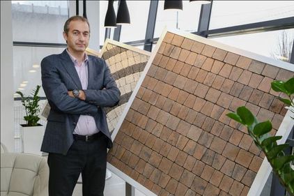 Symmetrica, afaceri de aproape 10 milioane de euro în primul semestru