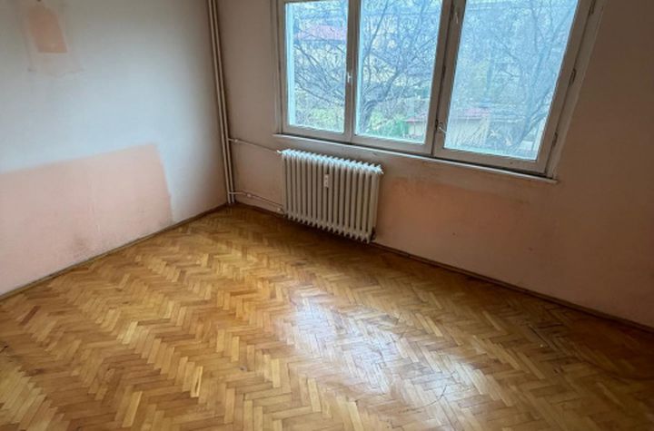 Apartament 3 camere de vanzare IASI - Iasi anunturi imobiliare Iasi
