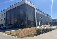 5.900 €, Spațiu industrial