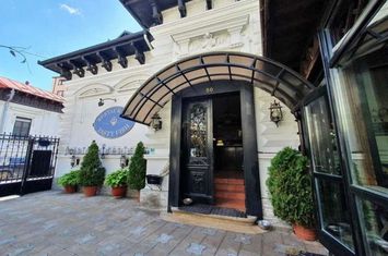 CASA INDIVIDUALA - CURTE COMUNA - ZONA ROMANA ! anunturi imobiliare Bucuresti