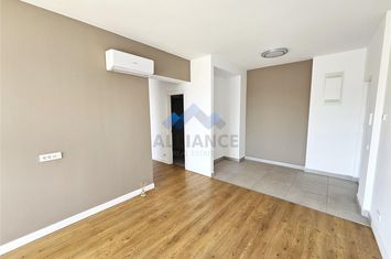 Apartament 3 camere de inchiriat SEMICENTRAL - Iasi anunturi imobiliare Iasi