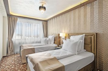 Apartament 4 camere de inchiriat TRACTORUL - Brasov anunturi imobiliare Brasov