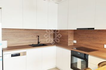 Apartament modern 3 camere de inchiriat Prima Onestilor anunturi imobiliare Bihor