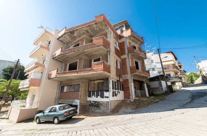 Clădire 305 mp în Kavala, zona Sougiouloi anunturi imobiliare Grecia