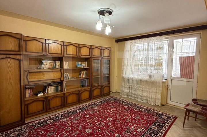 Apartament 3 camere de vanzare TARGU-JIU - Gorj anunturi imobiliare Gorj