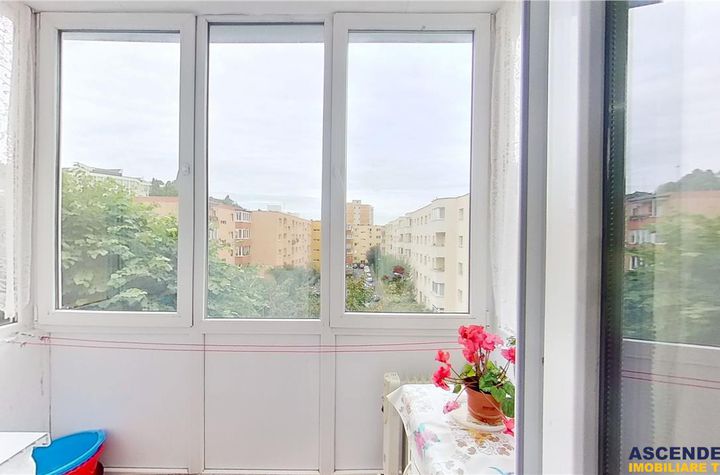 Apartament 2 camere de vanzare GRIVITEI - Brasov anunturi imobiliare Brasov