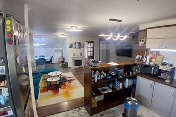 Apartament 4 camere de vanzare IASI - Iasi anunturi imobiliare Iasi