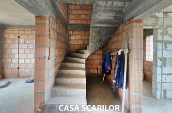 Vilă - 4 camere de vanzare LUNCA CETATUII - Iasi anunturi imobiliare Iasi