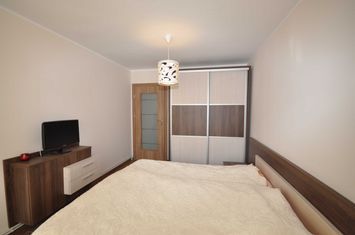 Apartament 3 camere de inchiriat CENTRUL CIVIC - Brasov anunturi imobiliare Brasov
