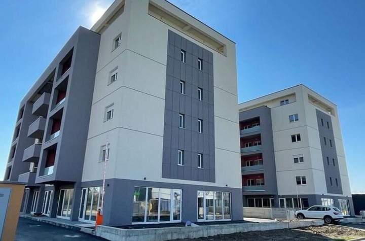 Apartament 3 camere de vanzare ARADULUI  - Timis anunturi imobiliare Timis