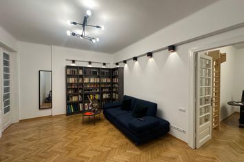 PIATA UNIRII 3 camere 4/S+P+4+M renovat LIBER anunturi imobiliare Bucuresti