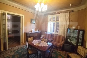 Vilă - 9 camere de vanzare TARGOVISTE - Dambovita anunturi imobiliare Dambovita