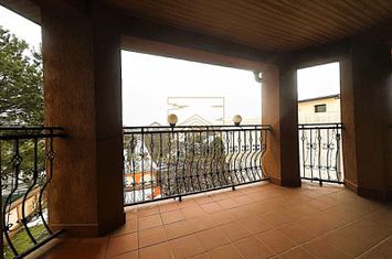 Vanzare - Vila 5 Dormitoare- Eficienta Energetica Ridicata anunturi imobiliare Bucuresti