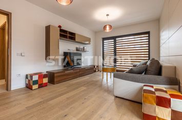 Apartament  cu parcare si boxa zona Universitatii anunturi imobiliare Brasov