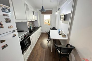 Apartament 2 camere de vanzare ULTRACENTRAL - Vrancea anunturi imobiliare Vrancea