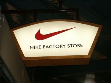 Bazar de articole sportive Nike în Sibiu