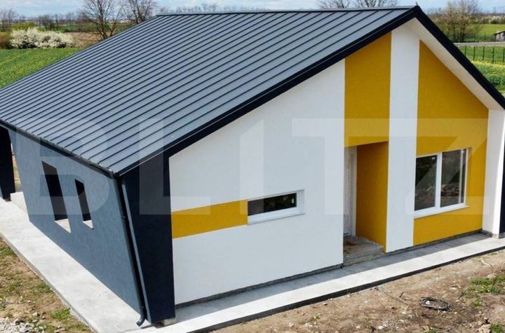 Casă - 4 camere de vanzare SATU MARE - Satu Mare anunturi imobiliare Satu Mare