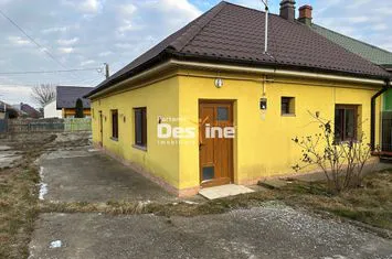 Casă - 3 camere de vanzare PASCANI - Iasi anunturi imobiliare Iasi