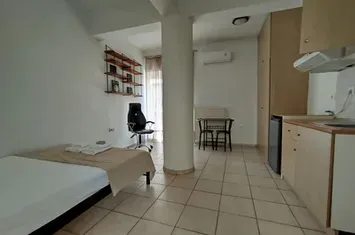 Studio 22 mp, renovat 2024 — centru Serres anunturi imobiliare Grecia