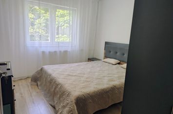 Apartament 3 camere Cantemir , 420 E/luna  , Comision 50% anunturi imobiliare Bihor