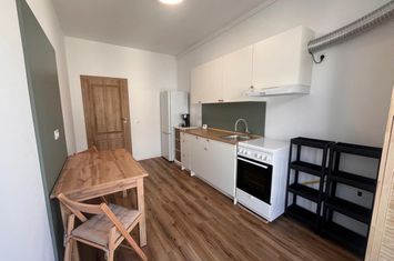 Garsonieră de inchiriat SIBIU - Sibiu anunturi imobiliare Sibiu