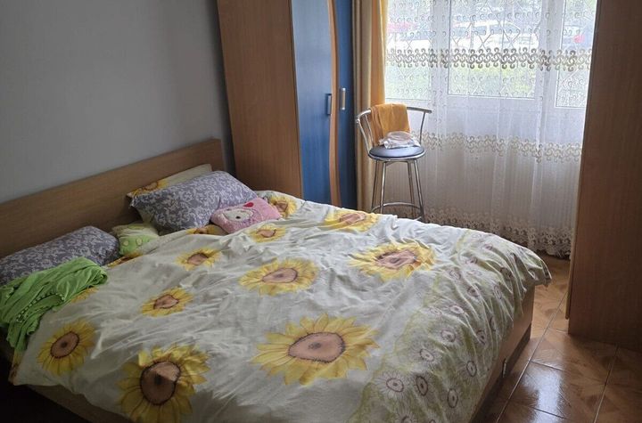 Dristor metrou vanzare apartament 3 camere anunturi imobiliare Bucuresti