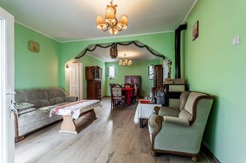 Casă finisată + casă în construcție, la același preț! anunturi imobiliare Arad
