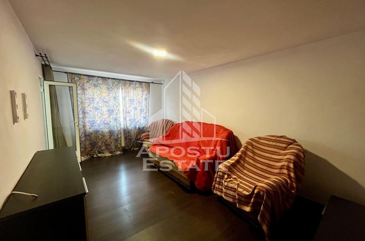 Apartament 3 camere, decomandat, centrala proprie, Zona Girocului anunturi imobiliare Timis