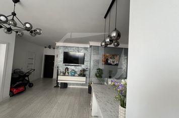 Apartament 3 camere de vanzare CLUJ-NAPOCA - Cluj anunturi imobiliare Cluj