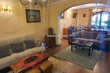 Casă de vânzare în Sinaia anunturi imobiliare Prahova