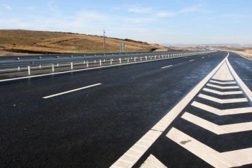 Autostradă din Vestul României, construită la standarde demne de Vestul Europei. Proiect gata cu 9 luni înainte de termen?