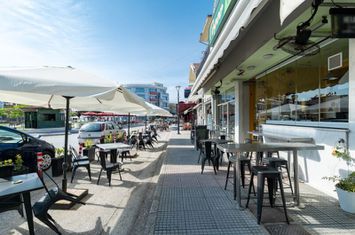 Afacere catering 80 mp, Χρυσούπολη, vis‑à‑vis πλατεία Ηρώων anunturi imobiliare Grecia