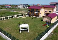 430.000 €, Teren
