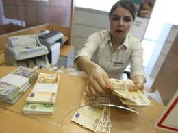 Economiseşti o rată pe an dacă faci refinanţare acum